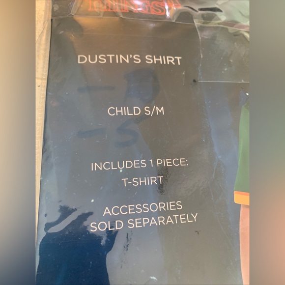 Stranger Things Dustin’s Shirt Camp Know Where ‘85 Child S/M green 1pc costume - Picture 3 of 4